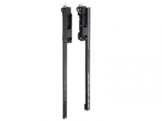 Zwei schwarze, vertikale Montagewinkel aus Metall mit mehreren Befestigungslöchern und verstellbaren Komponenten (Rackmount Brackets) stehen parallel nebeneinander vor weißem Hintergrund - ideal zur Montage von Technik-Equipment, perfekt zum Kaufen oder Mieten.