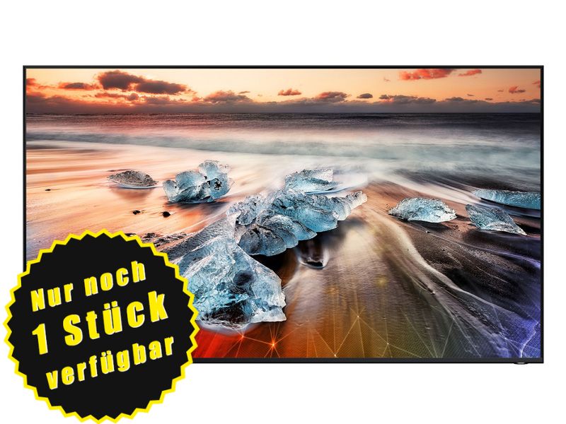 Flachbildfernseher zeigt Strand mit Eis und farbenfrohem Himmel; gelbes Stern-Label auf Deutsch: "Nur noch 1 Stück verfügbar - nur 1 Stück zum Kaufen oder Mieten." Perfekt als hochwertiges TV-Angebot für Wohnzimmer.